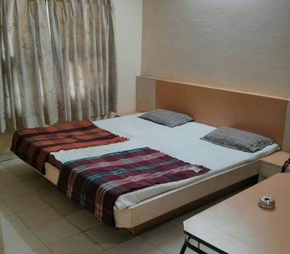Sant Plaza Hotel, Indore 2